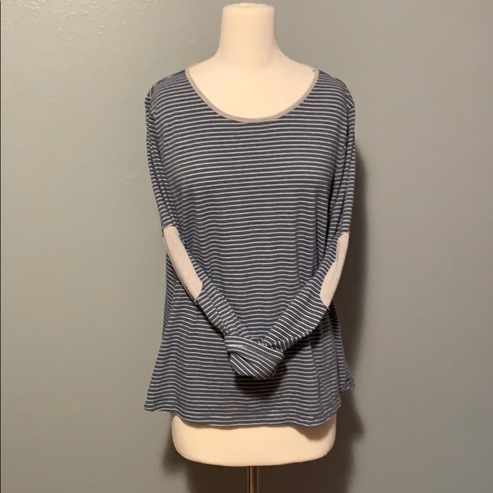 Umgee 1x blue and gray Like new long sleeved tee